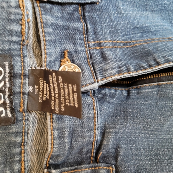 Gently used Men's jeans size 36 - Picture 2 of 3